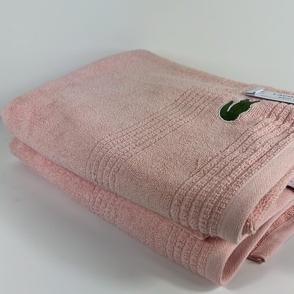 Lacoste Bath Towels Pink Green Crocodile Logo 100% Cotton 30" x 52"Set of 2 NEW - Picture 1 of 10